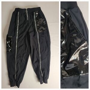 Nike Sportwear Joggers Small Loose Fit Sweatpants Black DM1725-010
